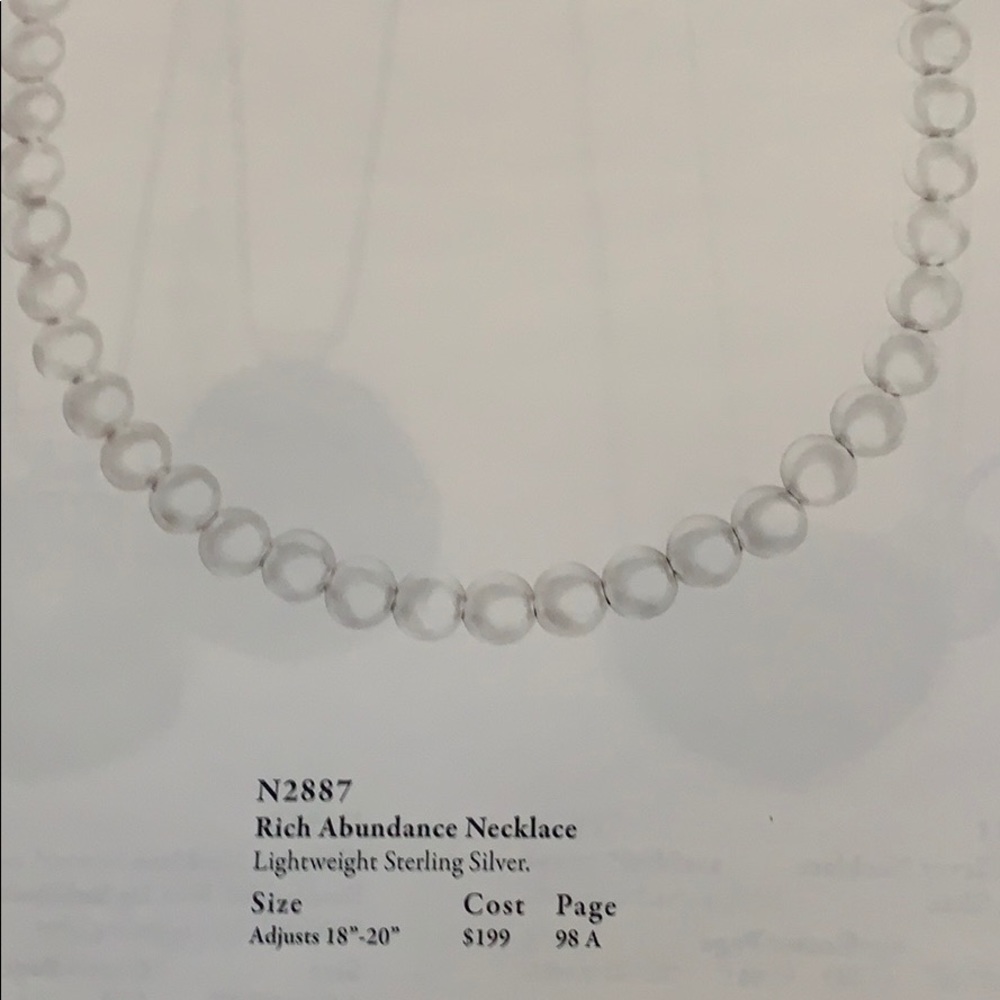 Silpada Rich Abundance necklace.